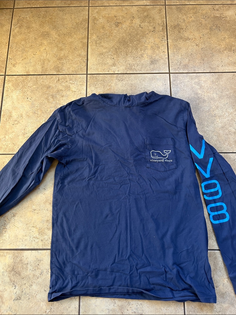 Vineyard Vines Navy Long-Sleeve Pocket Tee with Bright Blue Sleeve Graphic